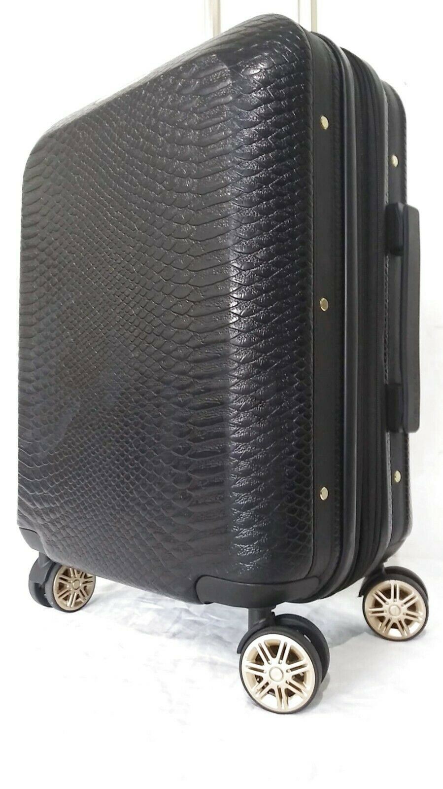 Vince camuto cheap harrlee luggage